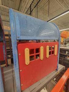 lot 38811 image: Club House - includes cute bench inside