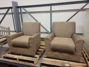 lot 38852 image: Lot of 2 Checkered Pattered Lounge Chairs
