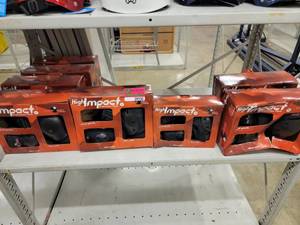 lot 39930 image: (4)High Impact Protection Pad Sets