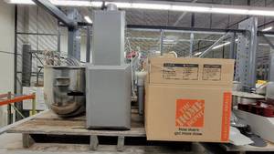 lot 38275 image: Univex 40 Quart Cimmercial Dough Mixer Model Number SRM40