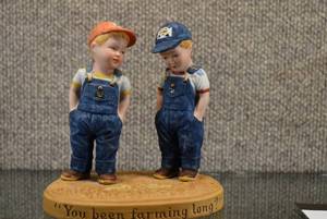 lot 1004 image: You Been Farming Long Figurine  Country Store  1983  5.75 x 5.25 x 3.25