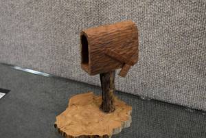 lot 1005 image: Hand Carved Wood Mailbox   7 x 5.5 x 5