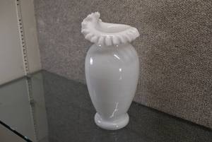 lot 3040 image: Vintage Milk Glass Ruffled Edge Vase  10 x 4.75