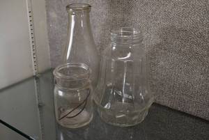 lot 3045 image: Lot of 3 Hazel Atlas Jar, Federal Tool Corp Tank, and Quart Bottle