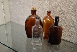 lot 3049 image: Lot of 4 Amber Bottles  Full Certo Bottle, Log Cabin Whiskey  Various Sizes
