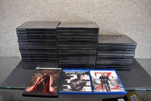 lot 6024 image: Large Lot of Empty Plastic DVD Cases