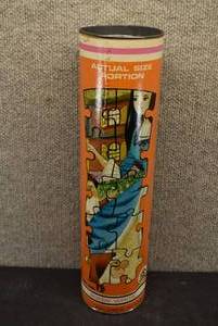 lot 6034 image: Vintage Snow White Round Puzzle  H-G Toys  19 Diameter
