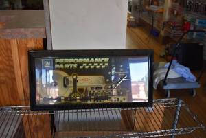 lot 6098 image: GM Goodwrench Service Advertising Clock  23 x 11.5