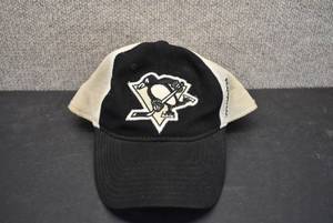 lot 8010 image: Pittsburgh Penguins Ball Cap  Reebok  LXL