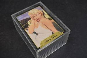 lot 6183 image: Set of Marilyn Monroe Trading Cards  1995 Sports Time Inc.