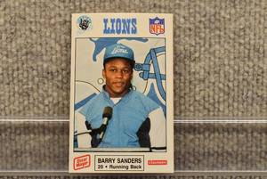lot 1614 image: 1989 Oscar Meyer Lions NFL Promo Card  Football  #11  Barry Sanders
