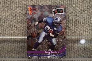 lot 1629 image: 1992 Wild Card NFL  Football  Stat Smasher Insert #P-1  Barry Sanders