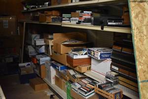 lot 9908 image: Lot of 100 Assorted Audio Cassette Tapes -Assorted Artists and Genres - Chosen Randomly from a BIG Collection