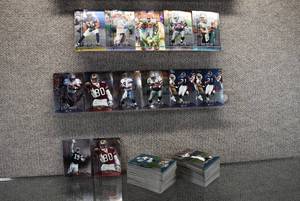 lot 7022 image: Lot of  1998 Topps Finest Football Cards