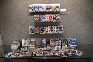 lot 7028 image: Lot of  NFL Football Cards  Various Years and Sets