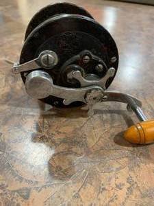 lot 2127 image: Vintage Fishing Reel  Penn  Delmar  No. 285