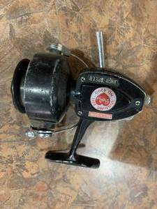 lot 2132 image: Vintage Fishing Reel  Berkeley  No. 4200
