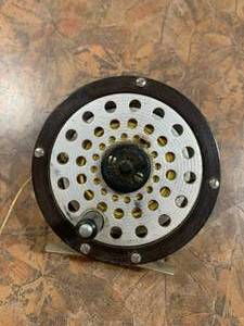 lot 2142 image: Vintage Fishing Reel  Martin  No. 65