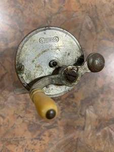 lot 2148 image: Vintage Fishing Reel  4 Brothers  Regal