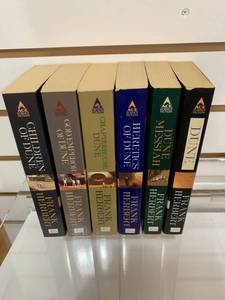 lot 6149 image: Lot of 6 Paperback Dune Books  Frank Herbert