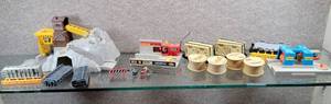 lot 3075 image: Lot of Assorted Matchbox Toy Sets & Pieces