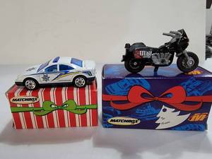 lot 3085 image: Lot of 2 Matchbox Cars in Gift Boxes