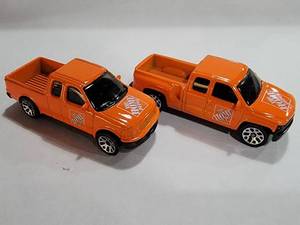 lot 3126 image: Lot of 2 Home Depot Exclusive 1997 Matchbox Ford F-150 Diecast Vehicles