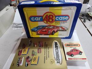 lot 3139 image: Tara Toy Corp. 48 Diecast Car Carry Case  Includes Warmans Matchbox Field Guide & Matchbox The Official 50th Anniversary Commemorative Edition