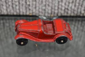 lot 1044 image: Vintage Diecast Toy Car  Tootsie Toy  2
