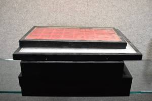 lot 1057 image: Lot of 5 Show Cases  Two Flat Table Top Cases  Three Frame Wall Hanging Cases
