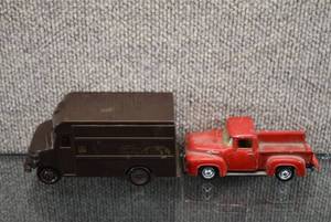 lot 2007 image: Lot of 2 UPS Truck and Diecast Ford F100 1956 Truck  Road Champs