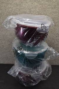 lot 2045 image: Lot of 3 Plastic Containers  Lock and Lock  1.4 Qt