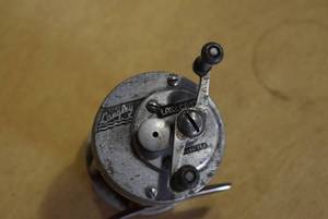lot 2155 image: Vintage Fishing Reel  Langley Lakecast  Model 350