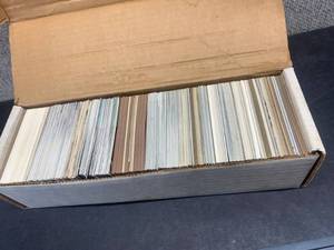 lot 1639 image: Box of Baseball Cards  Assorted Years and Sets