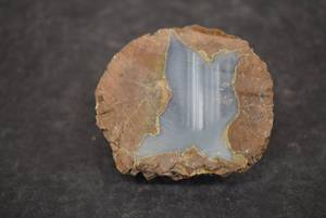 lot 1022 image: Agate Thunderegg Half  2 x 2