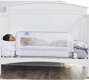 lot 20113 image: REGALO WHITE NETTED BED RAIL