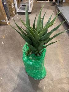 lot 20153 image: FAUX TROPICAL PALM TYPE PLANT IN A POTTER