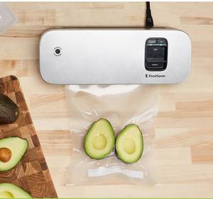 lot 20205 image: FOODSAVER VACUUM SEALER