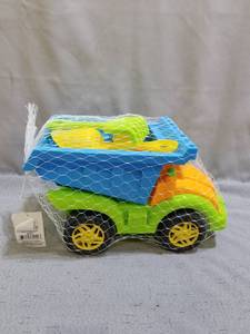 lot 60054 image: DUMP TRUCK WITH SAND TOYS