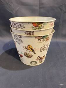 lot 39011 image: DECORATIVE BIRD BINS SET OF 3