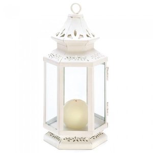 lot 39134 image: Gallery Of Light Victorian Candle Lantern