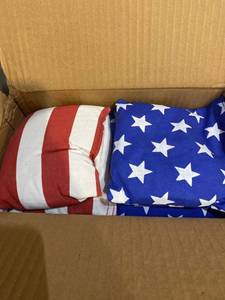 lot 39142 image: STRIPS AND STARS BEAN BAG TOSS