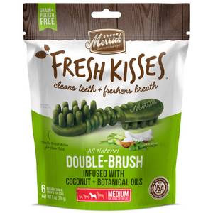 lot 39183 image: Merrick Fresh Kisses Grain-Free Coconut Oil & Botanicals Medium Brush Dental Dog Treats, 6 Ct