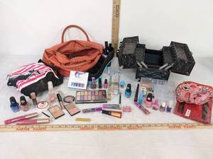 lot 361 image: Assorted Makeup, Nail Polish