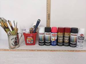 lot 370 image: Spray Paint and Brushes