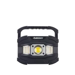 lot 16612 image: Husky 1200 Lumens Broad Range Utility LED Light, Black