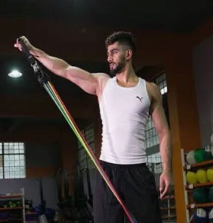 lot 8549 image: Resistance band set. (what��s shown is what is included)