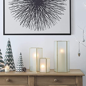 lot 41826 image: Set of 3 Large Glass Hurricane Candle Holder, Idear for for Home Decor , Holiday Festival Event.