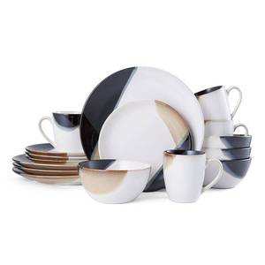 lot 42001 image: Gourmet Basics by Mikasa Caden 16-Piece Dinnerware Set, Service for 4 - ,Assorted