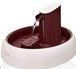 lot 43028 image: Lu&Ba Cat Water Fountain, Automatic Pink Pet Water Fountain Adjustable Water Flow Setting Drinking Fountain for Cats Dogs Pet